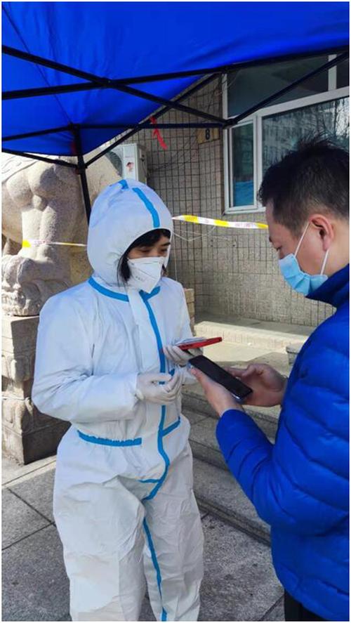 1万枚水母烟花升空,让发货找车找物流更简单_123随叫随到