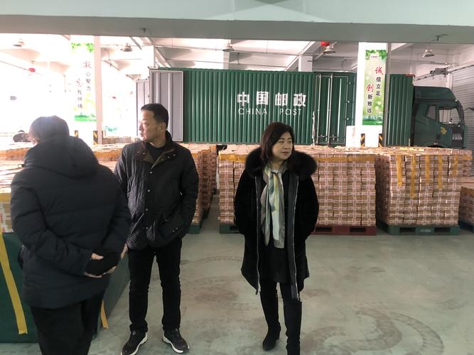 游客吃发霉椰子呕吐,仓配一体,时效速达