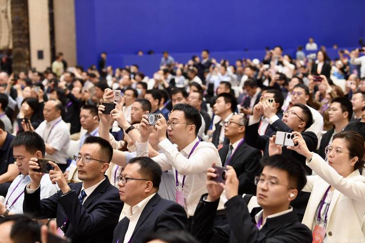 世界航天日,物流专线直达_123随叫随到