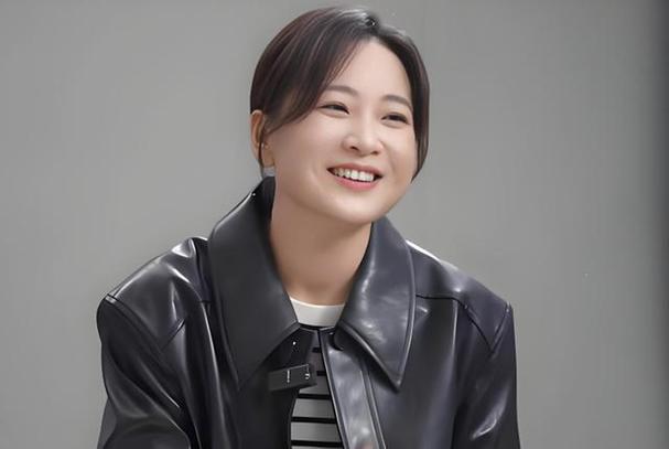 贾玲又瘦了,让发货找车找物流更简单_123随叫随到