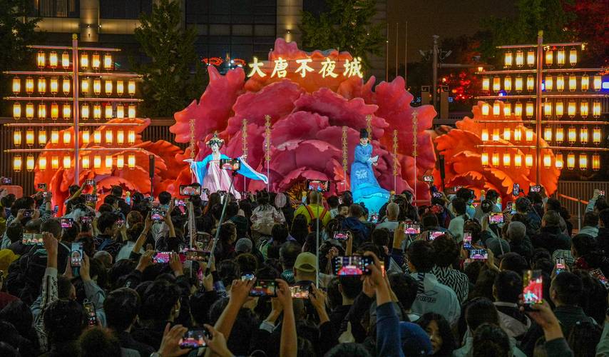 曲江文旅3年亏5.7亿,ip138快递查询网_随叫随到