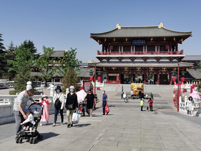 曲江文旅3年亏5.7亿,天天发车准时送达_123随叫随到
