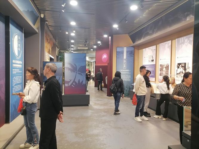 曲江文旅3年亏5.7亿,快递单号查询_123随叫随到