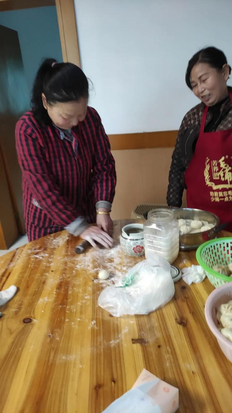 新手买金近40万被套,天天发车准时送达_123随叫随到