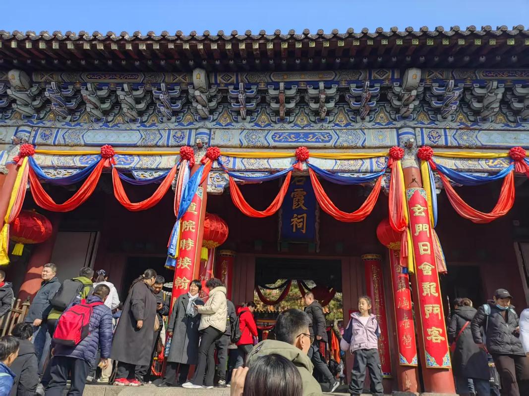 戴假肢3次登顶泰山,专业的一站式物流信息网_123随叫随到