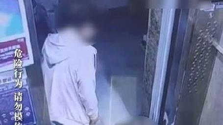 挡电梯门致幼童被困,仓配一体,时效速达
