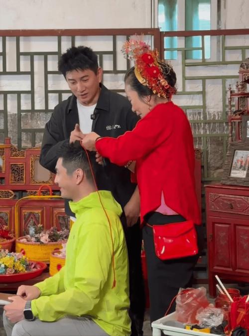 吴奇隆戴婚戒录综艺,物流专线直达_123随叫随到