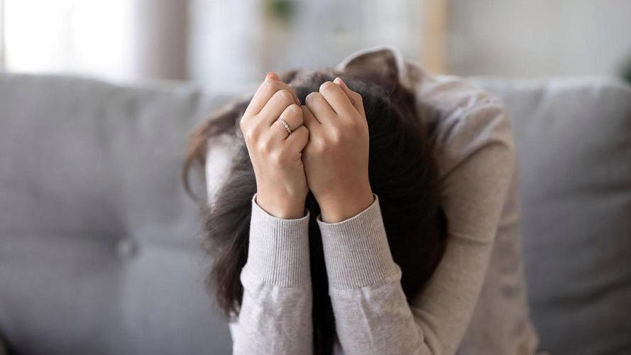88人骗女子近600万,快递单号查询_123随叫随到