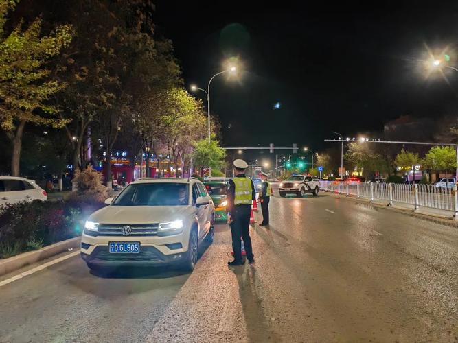 酒驾躲交警跳河身亡,天天发车准时送达_123随叫随到